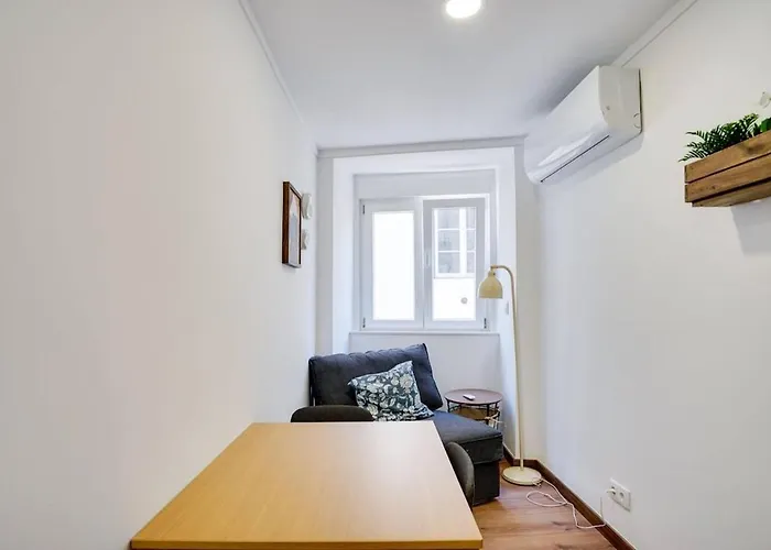 Compact Chiado Spacious And Exceptional In شقة *